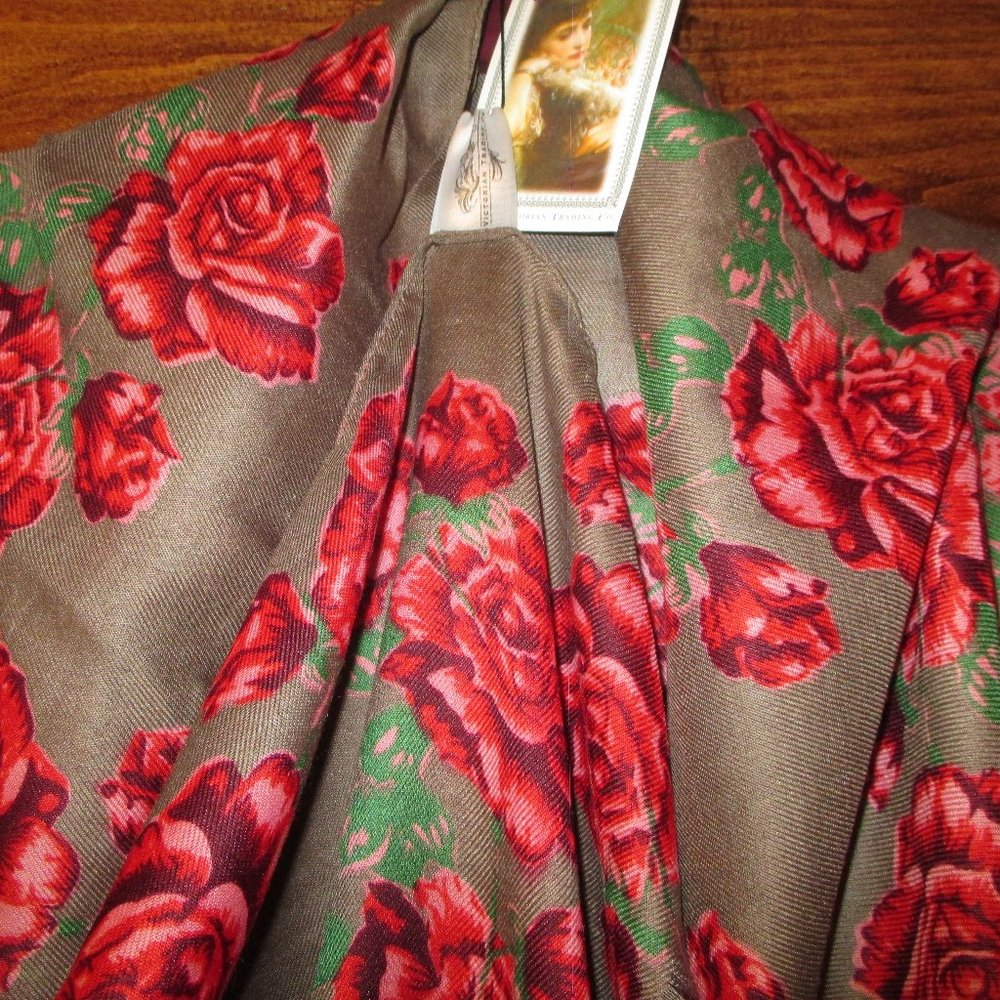 Hopeless Romantic/Victorian Trading/ Shawl/Scarf